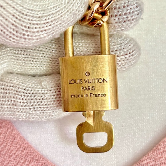 LOUIS VUITTON Padlock & Key Set Vintage Gold Plated Pre-Owned #317 - Picture 6 of 12